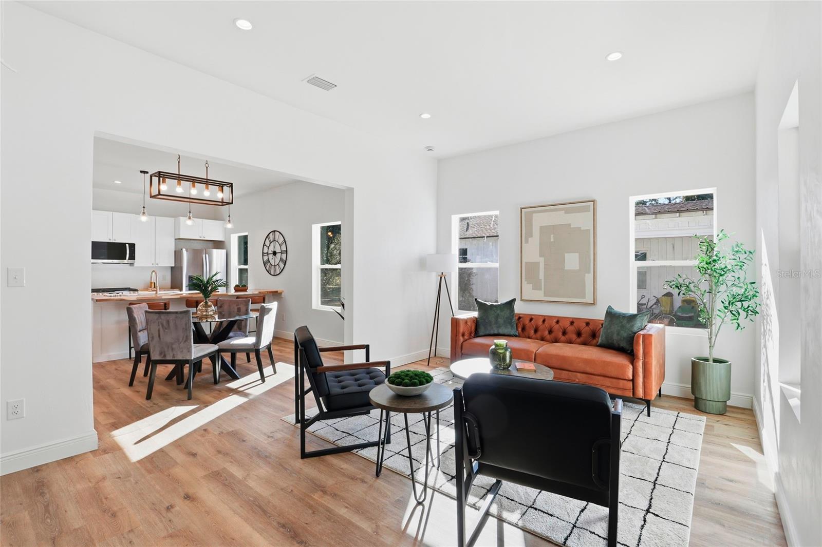 OLD WILLISTON - Residential