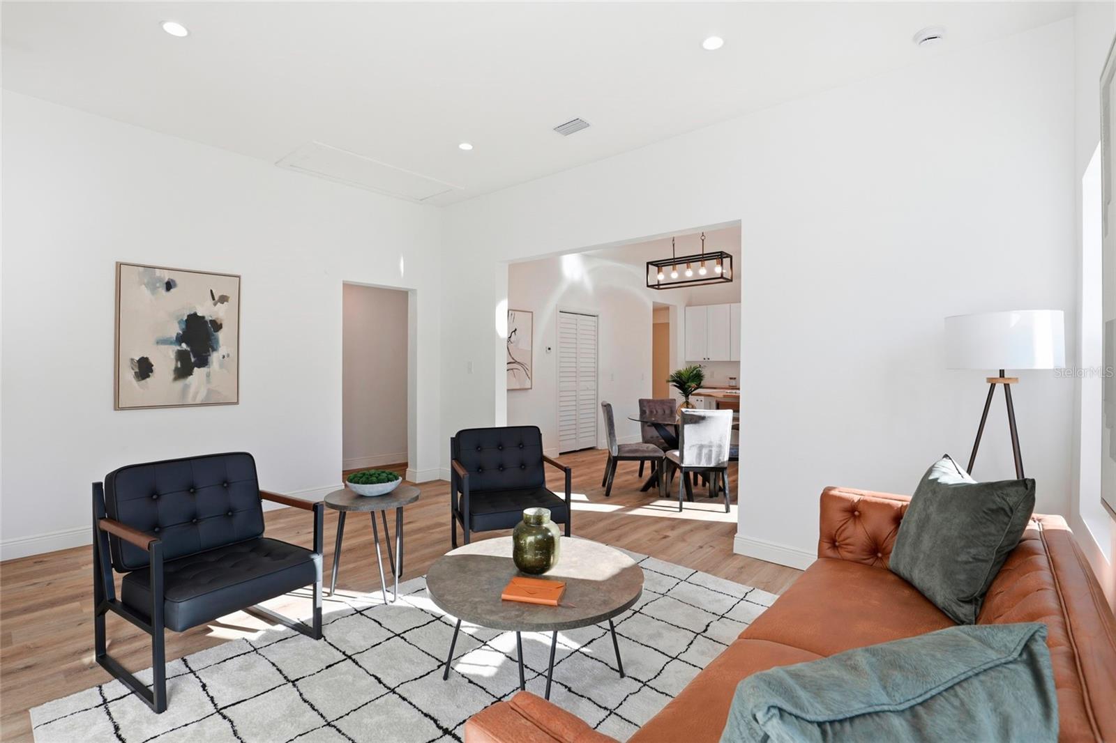 OLD WILLISTON - Residential