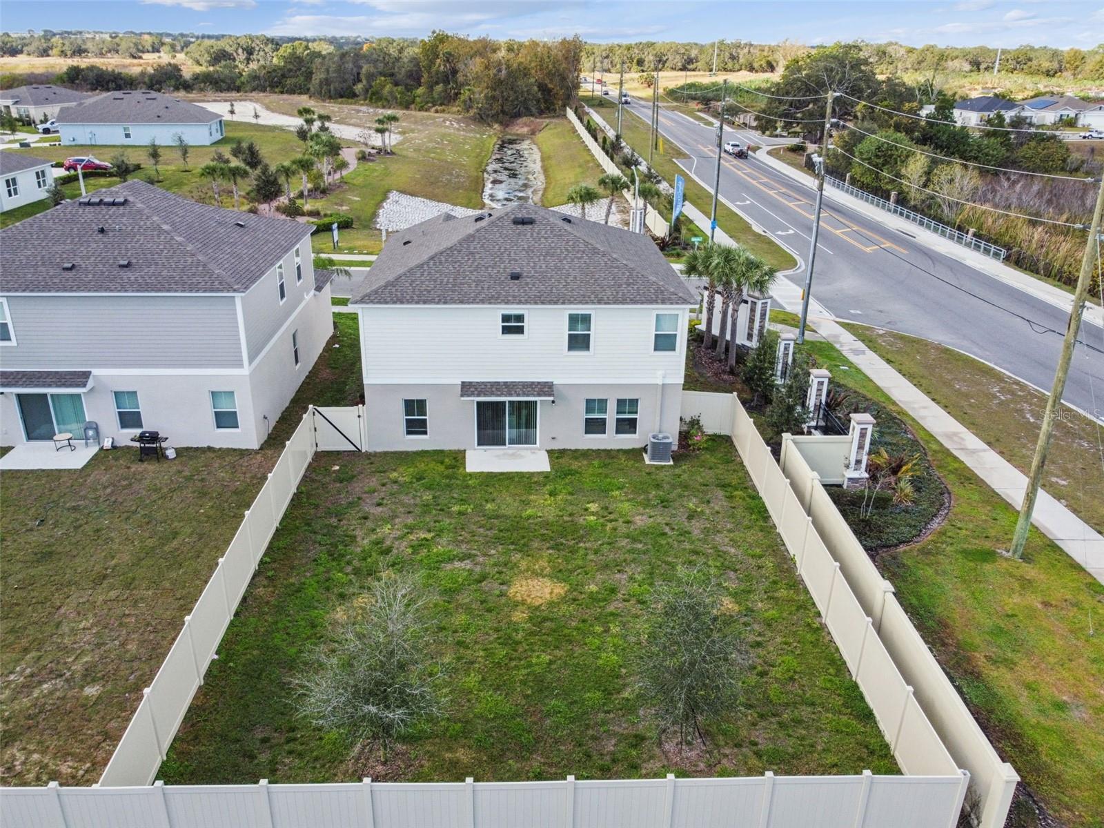 BRADBURY CRK PH I - Residential Lease