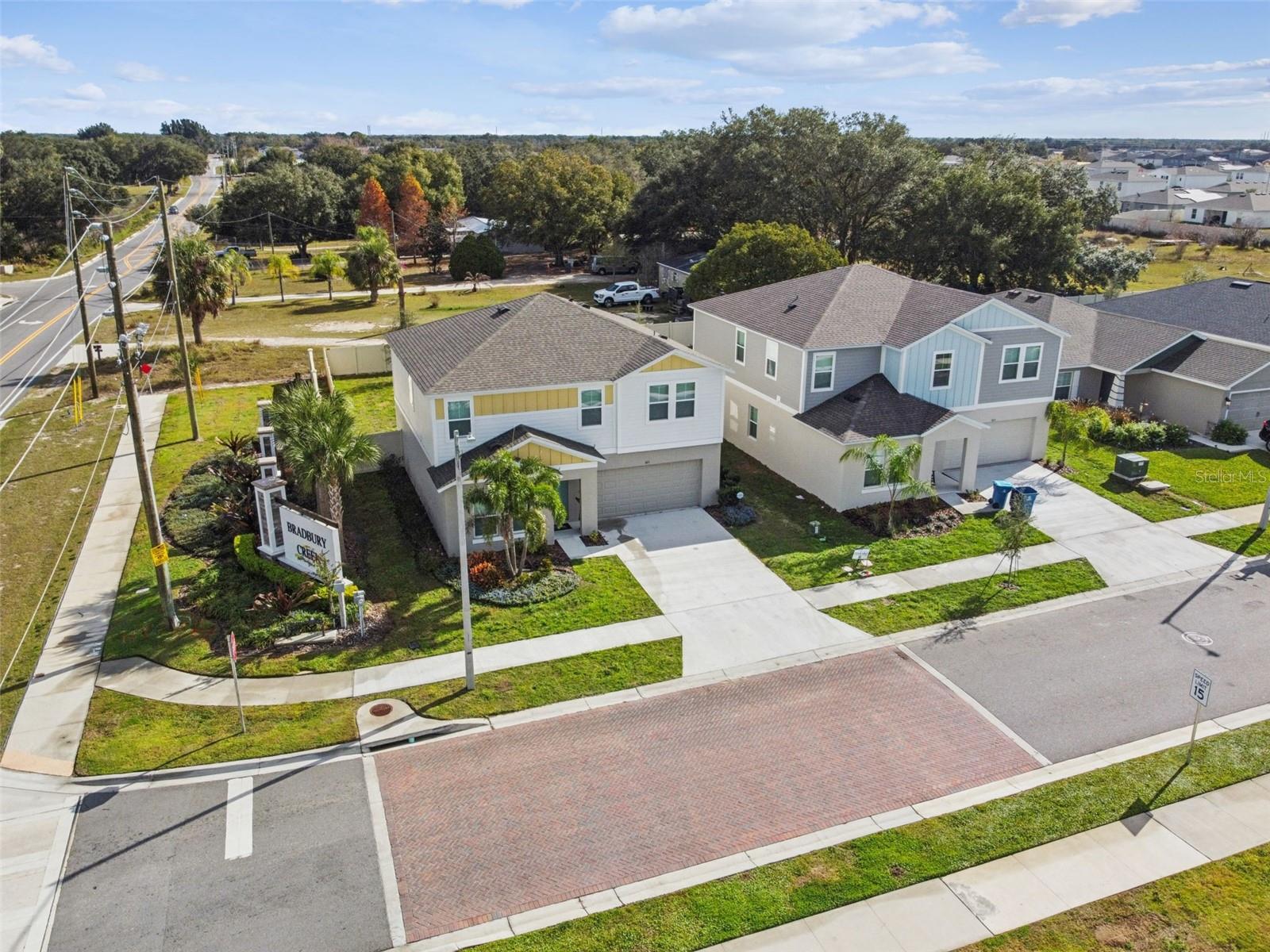 BRADBURY CRK PH I - Residential Lease