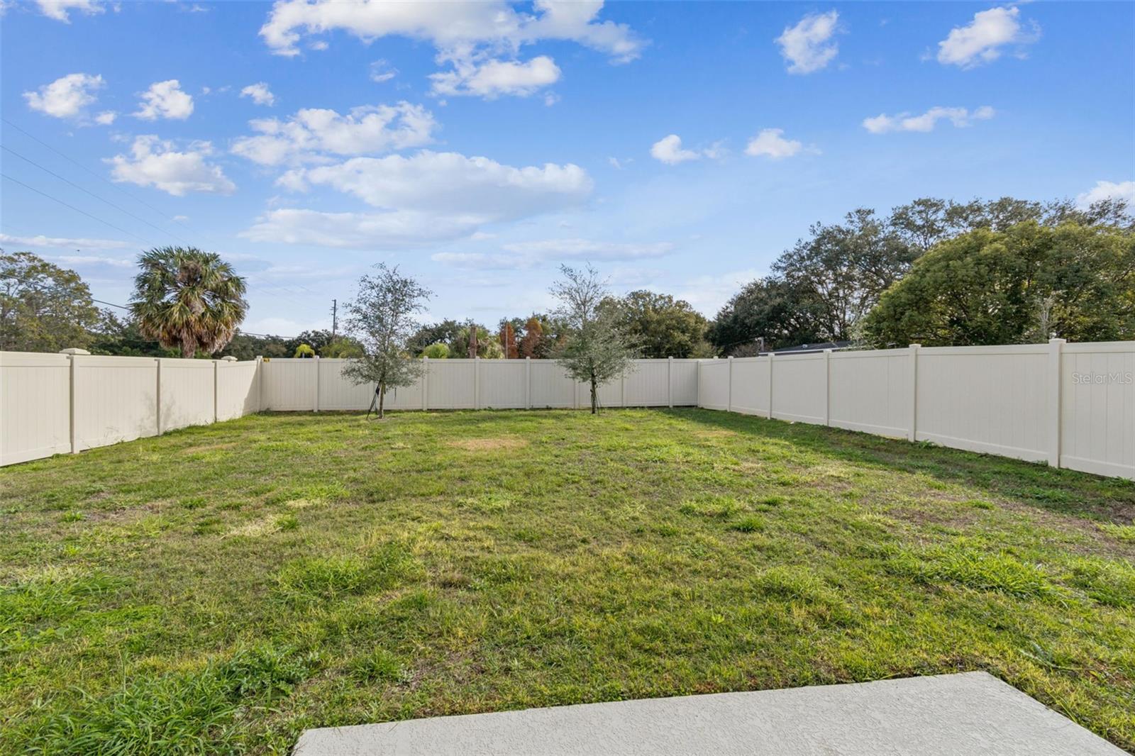 BRADBURY CRK PH I - Residential Lease