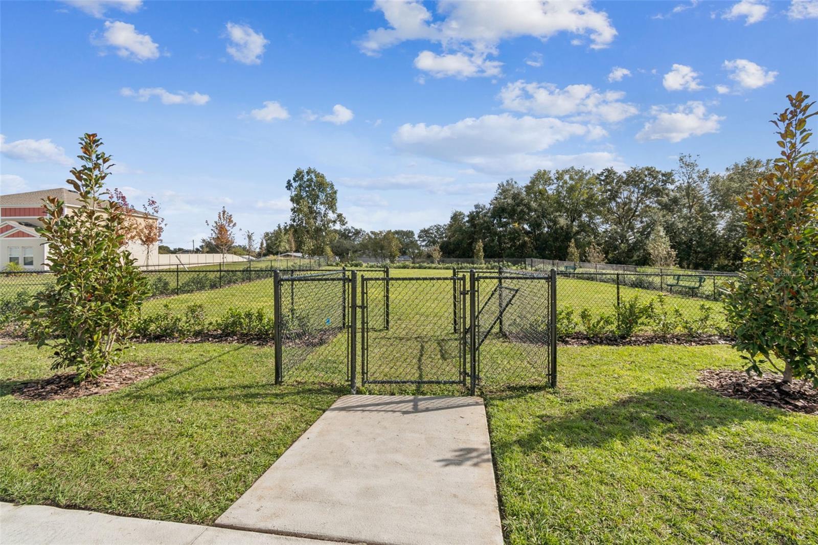 BRADBURY CRK PH I - Residential Lease