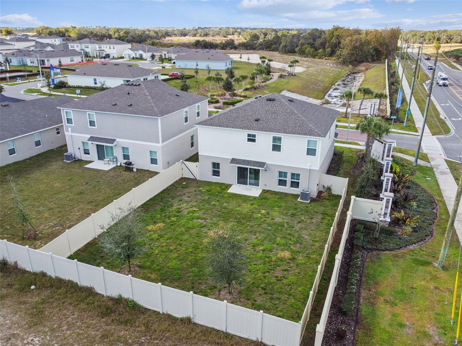 BRADBURY CRK PH I - Residential Lease