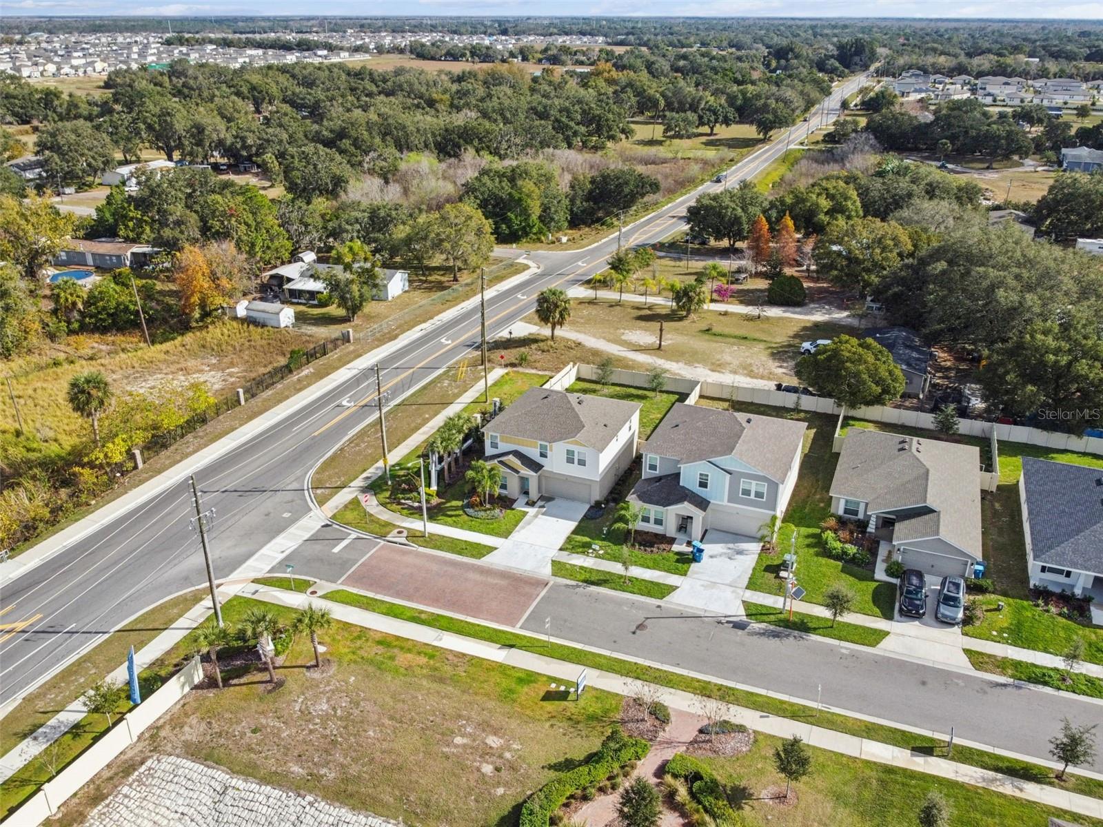 BRADBURY CRK PH I - Residential Lease