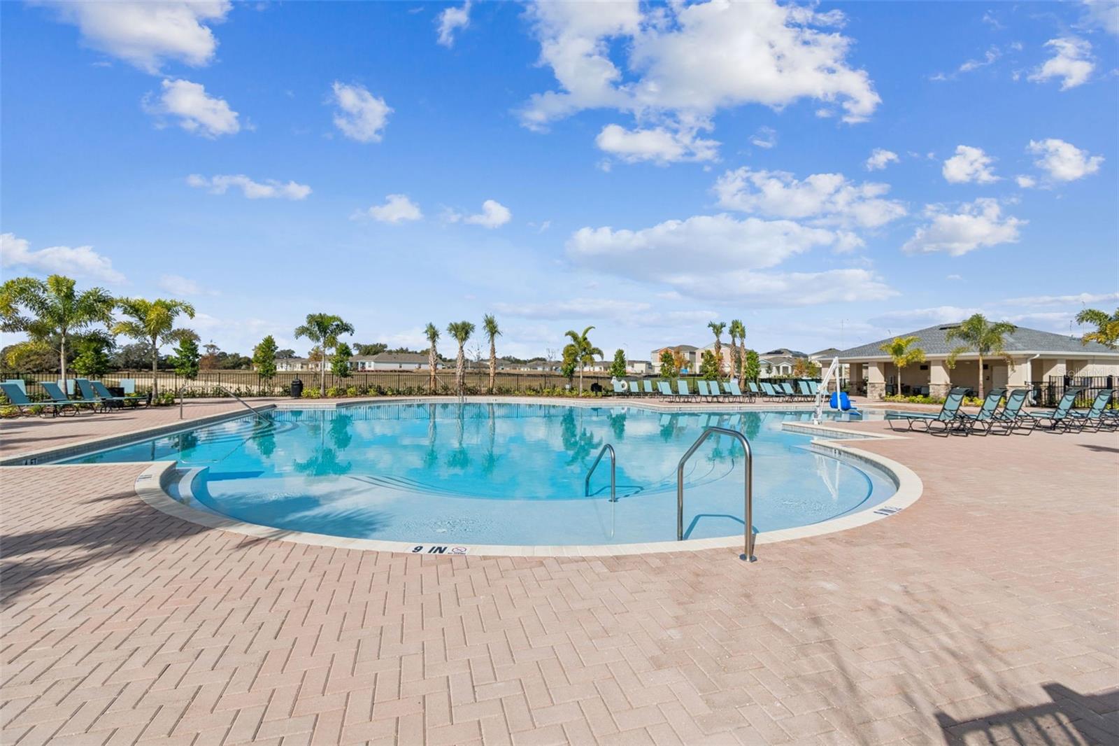 BRADBURY CRK PH I - Residential Lease