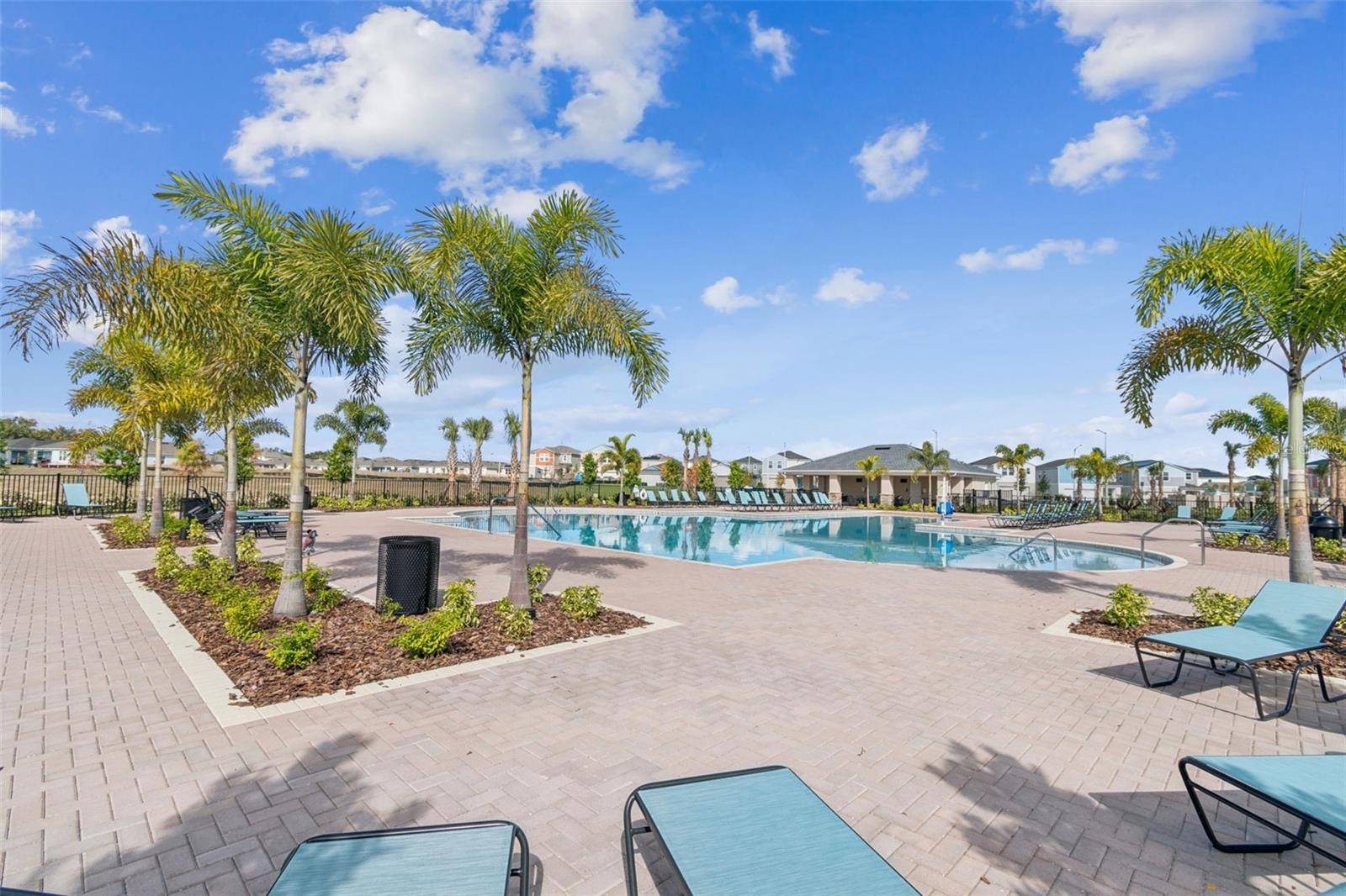 BRADBURY CRK PH I - Residential Lease