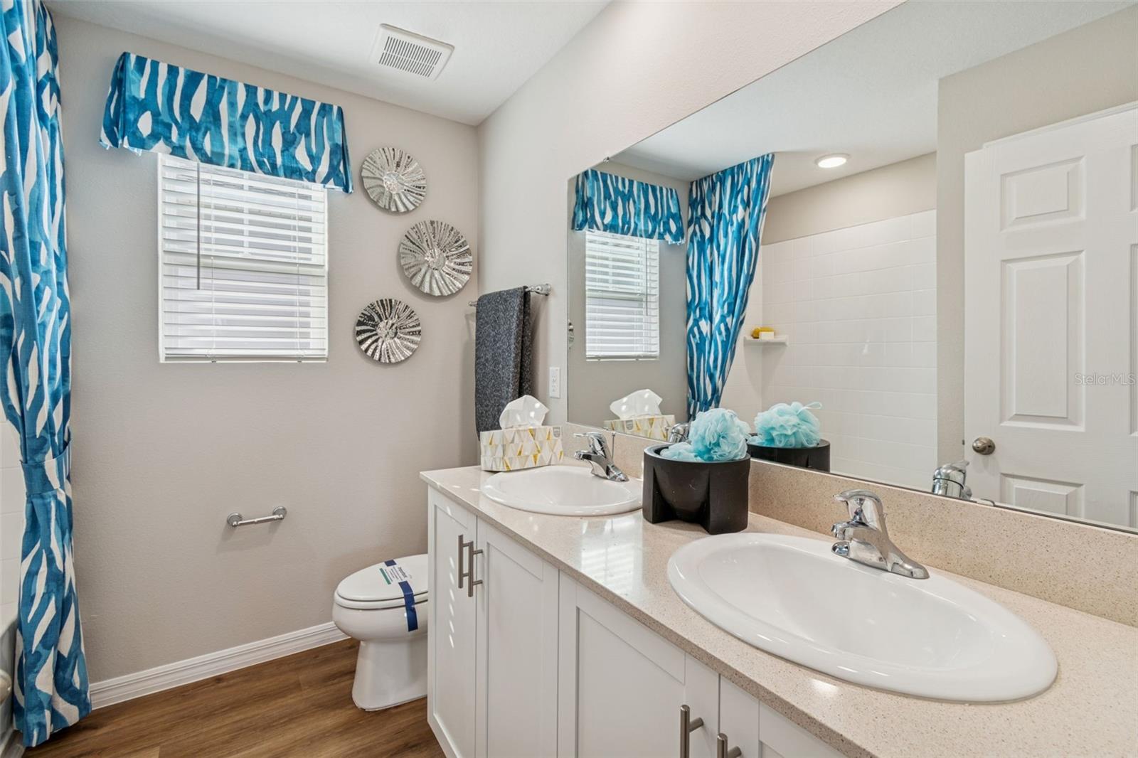 BRADBURY CRK PH I - Residential Lease