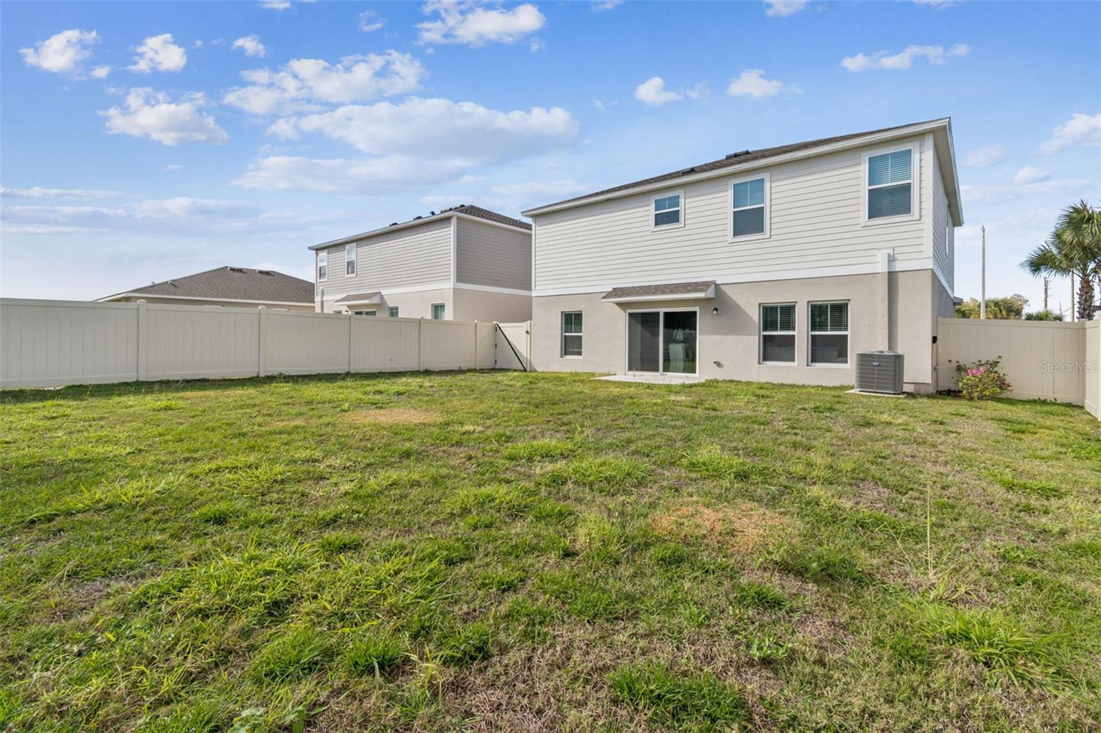 BRADBURY CRK PH I - Residential Lease