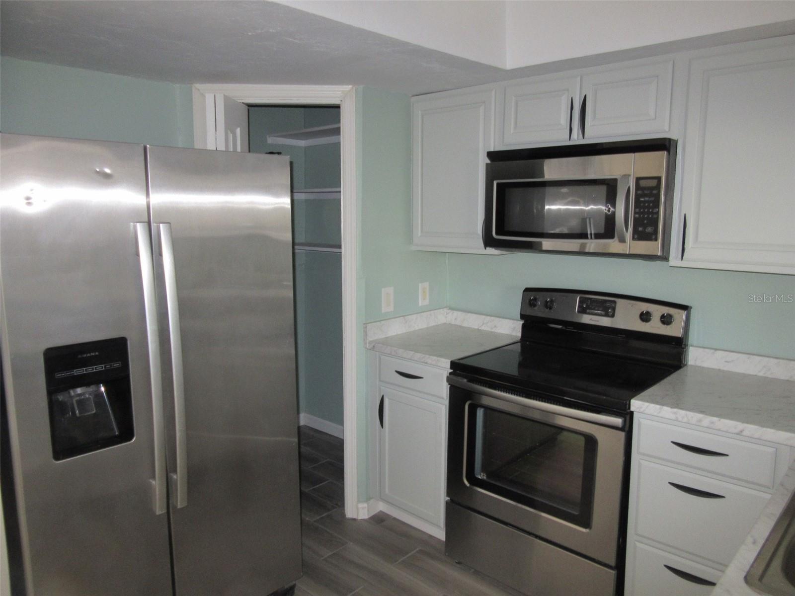 MARIA MANNOR CONDO - Residential