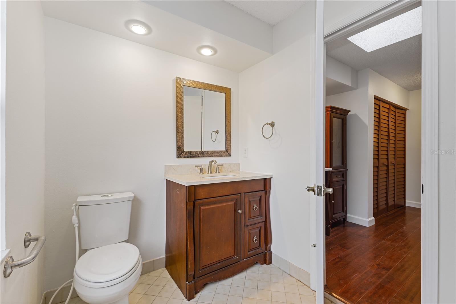 ORANGE TREE COUNTRY CLUB - Residential Lease