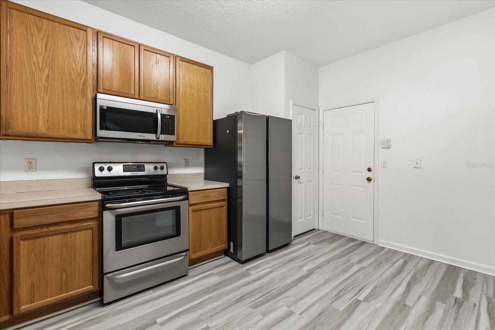 DUNWOODY COMMONS PH 1 - Residential