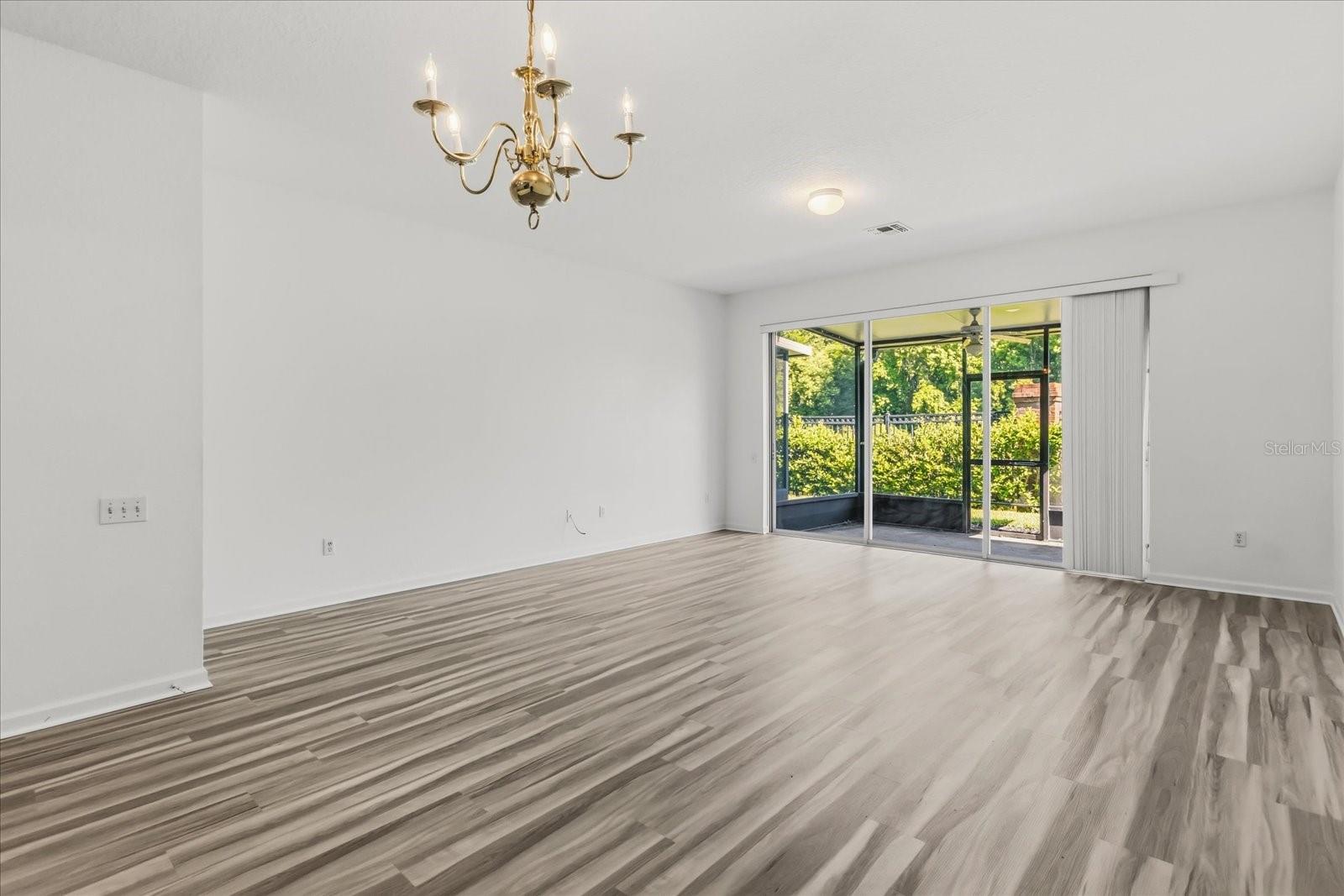 DUNWOODY COMMONS PH 1 - Residential