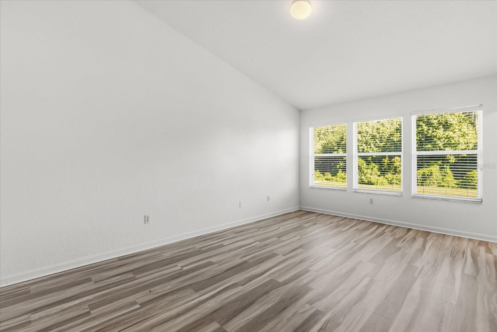 DUNWOODY COMMONS PH 1 - Residential