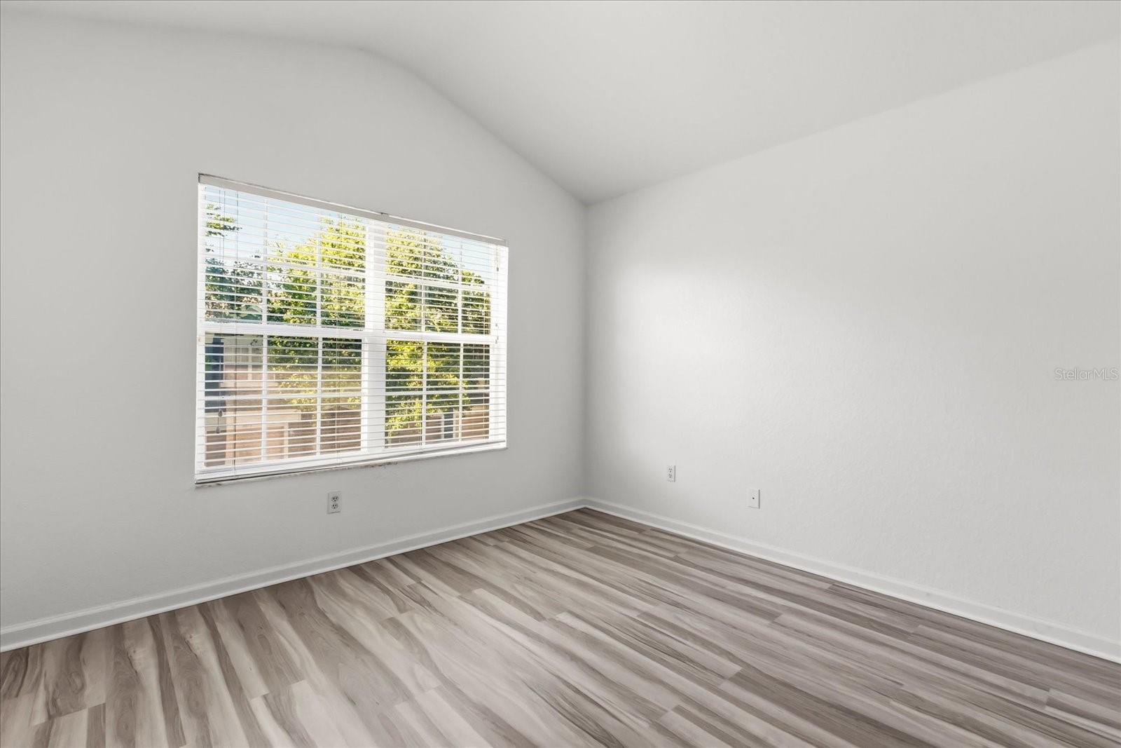 DUNWOODY COMMONS PH 1 - Residential