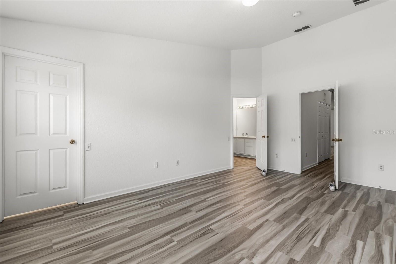 DUNWOODY COMMONS PH 1 - Residential