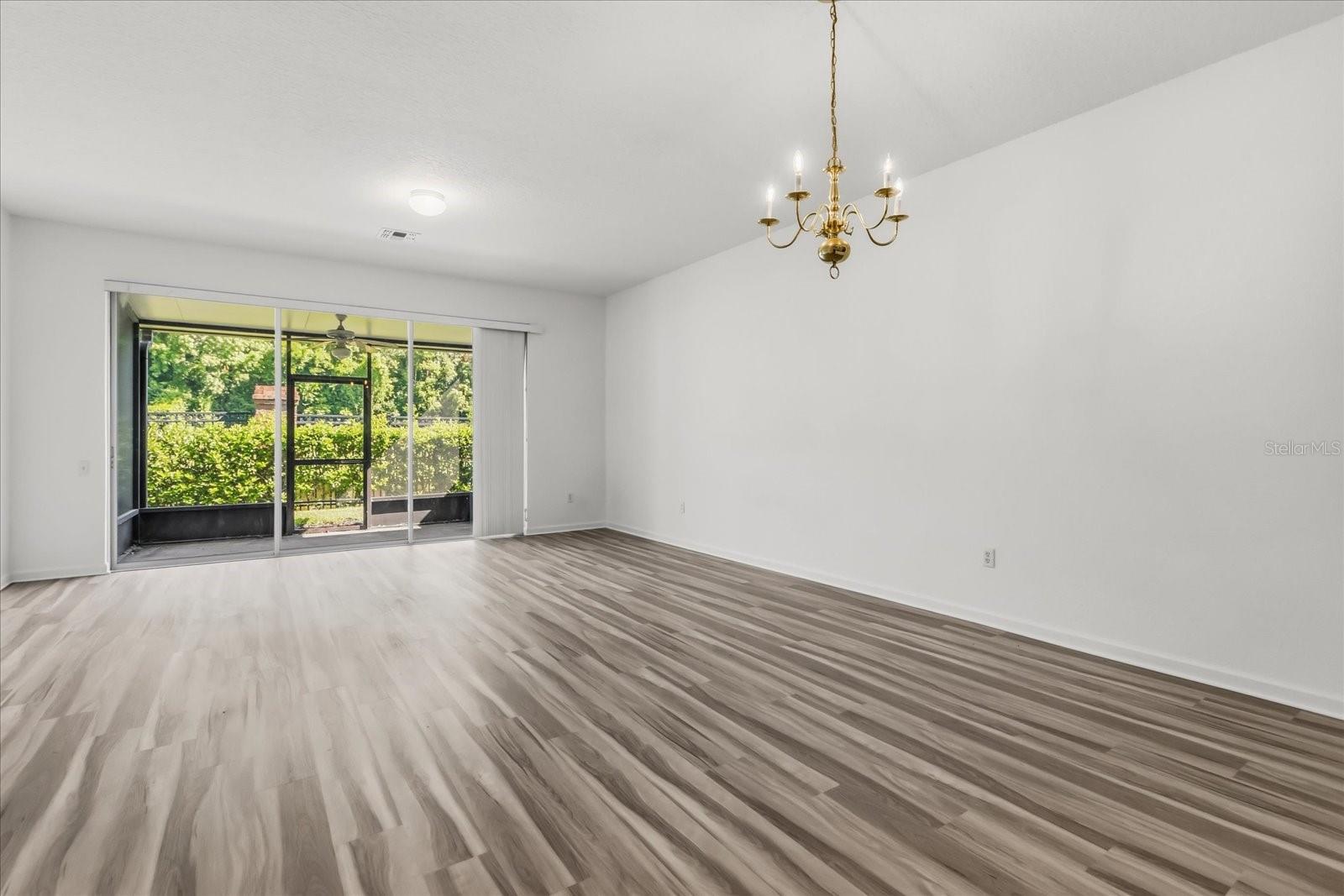 DUNWOODY COMMONS PH 1 - Residential