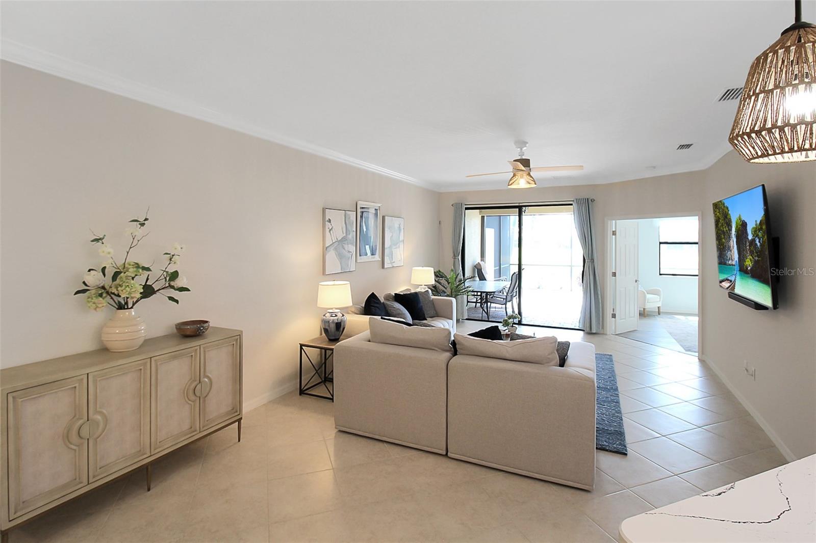 GRAN PARADISO PH 1 - Residential Lease