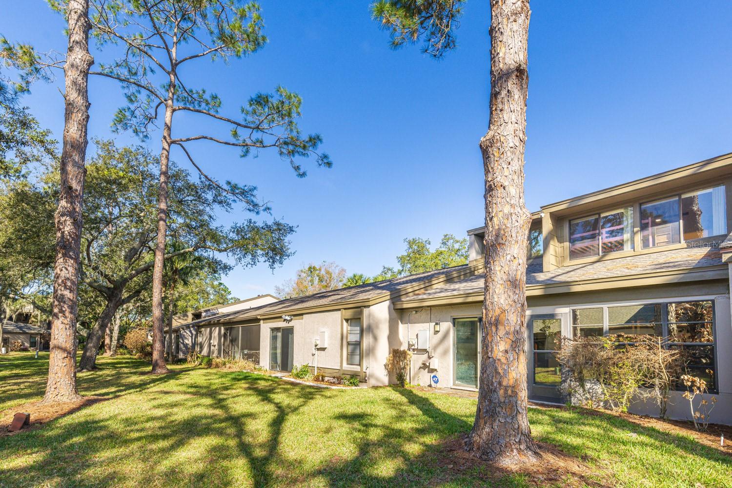 LAKE OF THE WOODS SEC 05 TWNHS - Residential