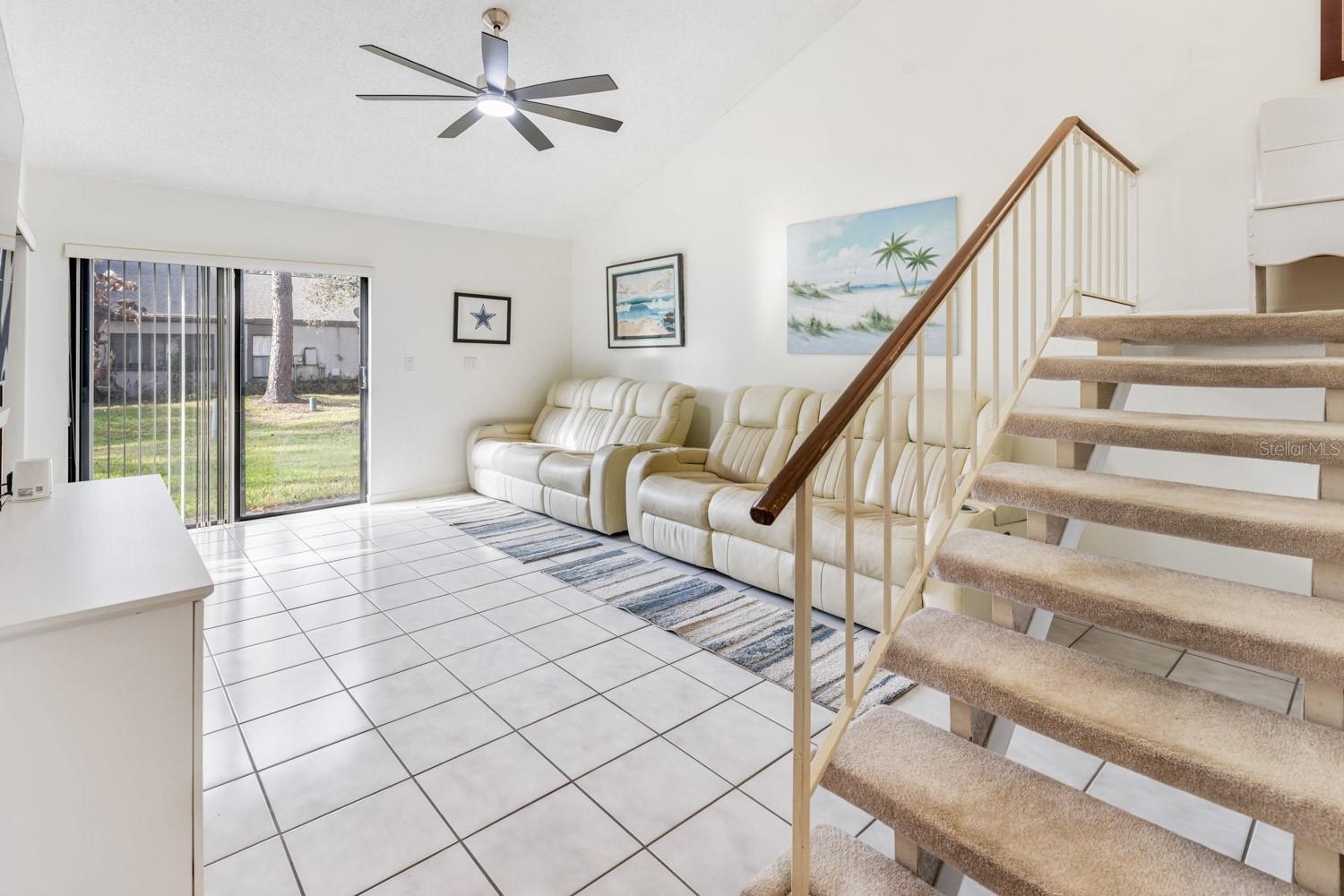 LAKE OF THE WOODS SEC 05 TWNHS - Residential