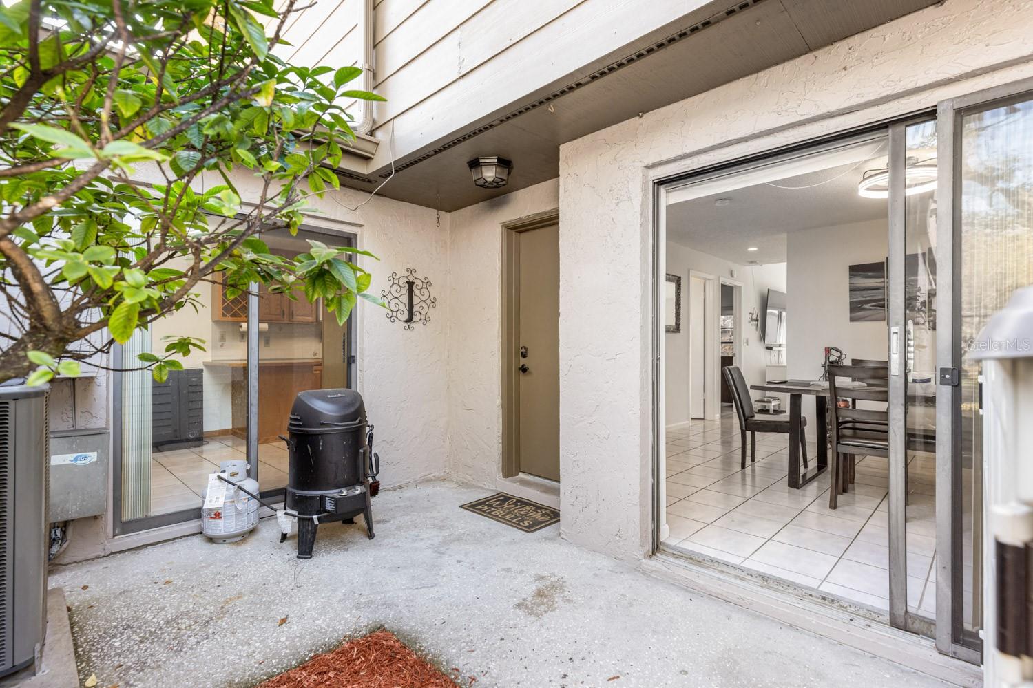 LAKE OF THE WOODS SEC 05 TWNHS - Residential