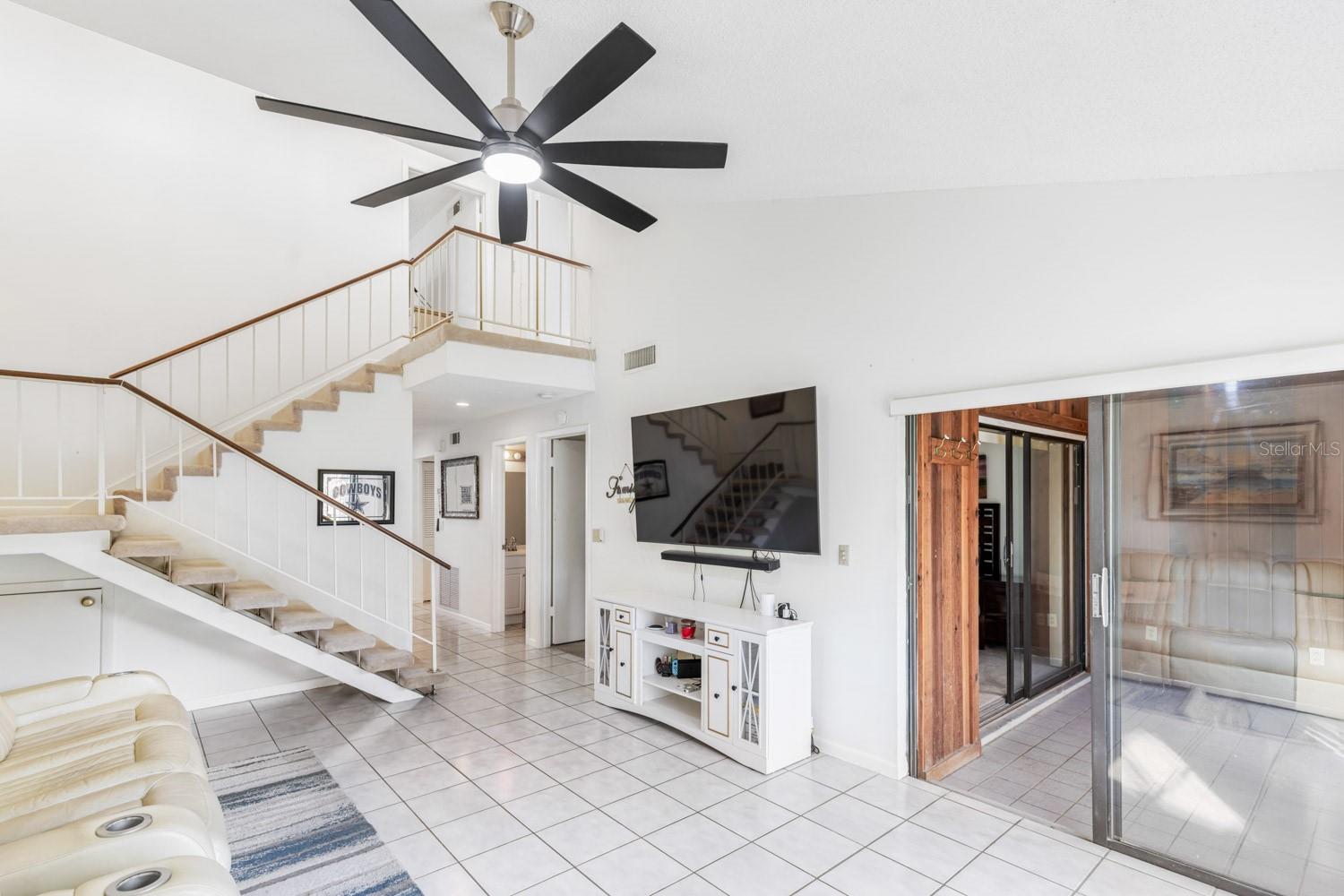 LAKE OF THE WOODS SEC 05 TWNHS - Residential