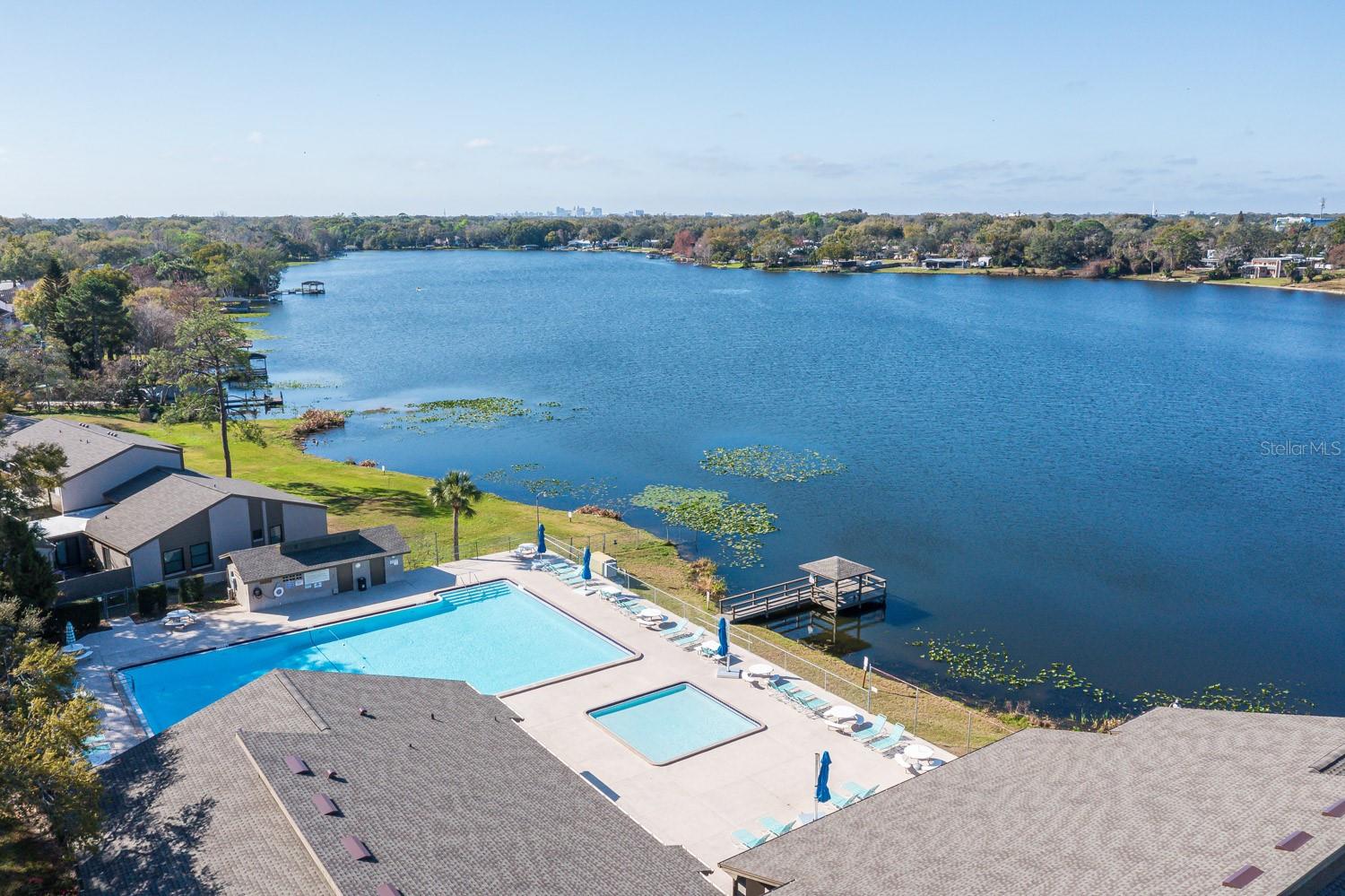 LAKE OF THE WOODS SEC 05 TWNHS - Residential