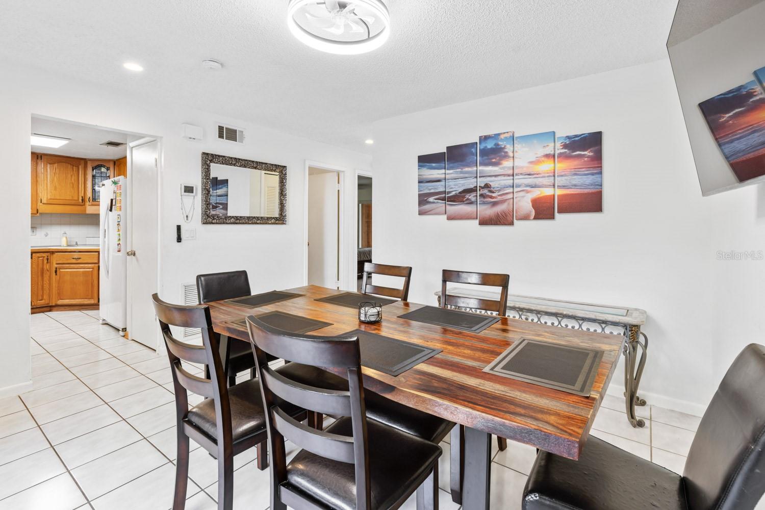 LAKE OF THE WOODS SEC 05 TWNHS - Residential