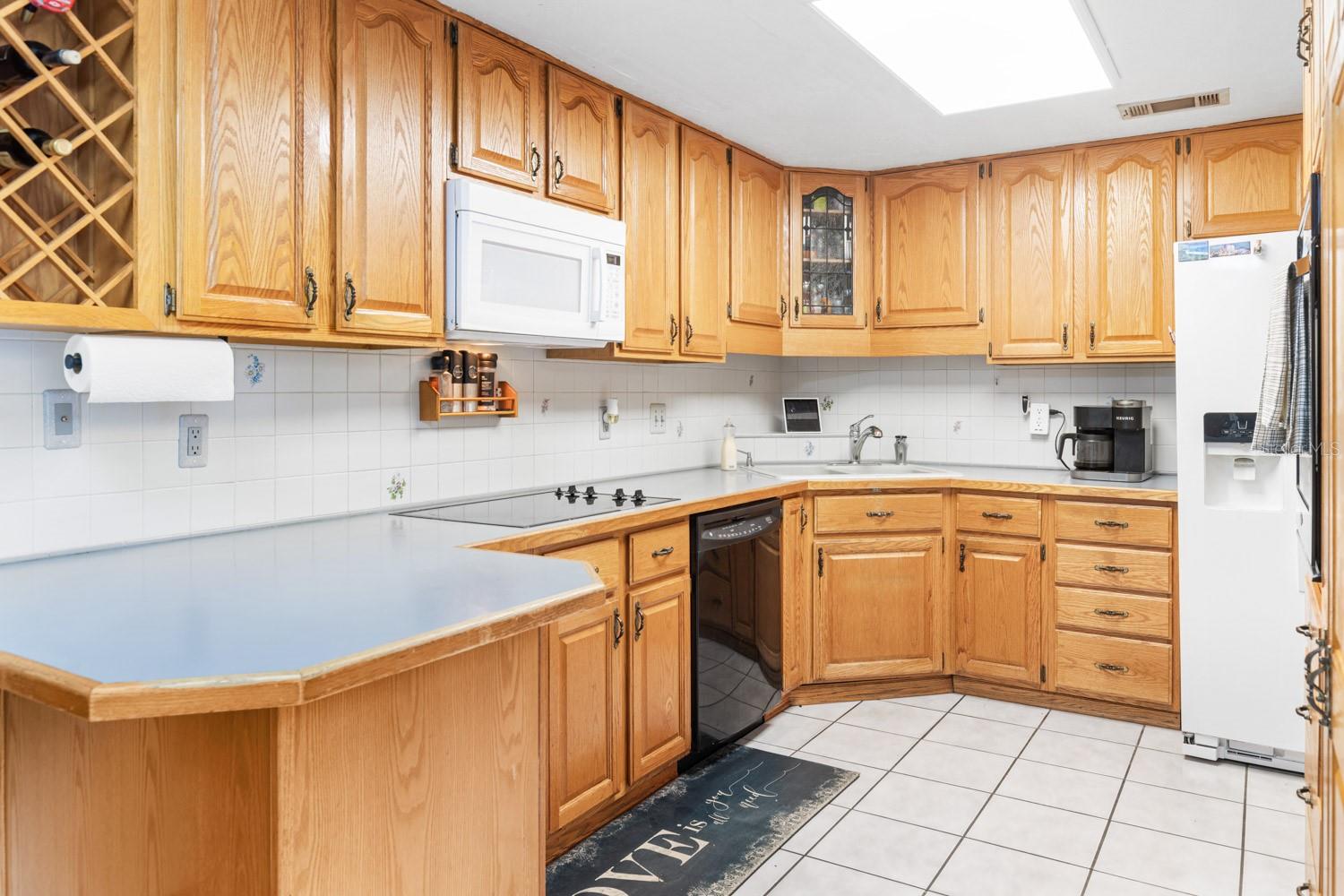 452 MEADOWOOD BOULEVARD