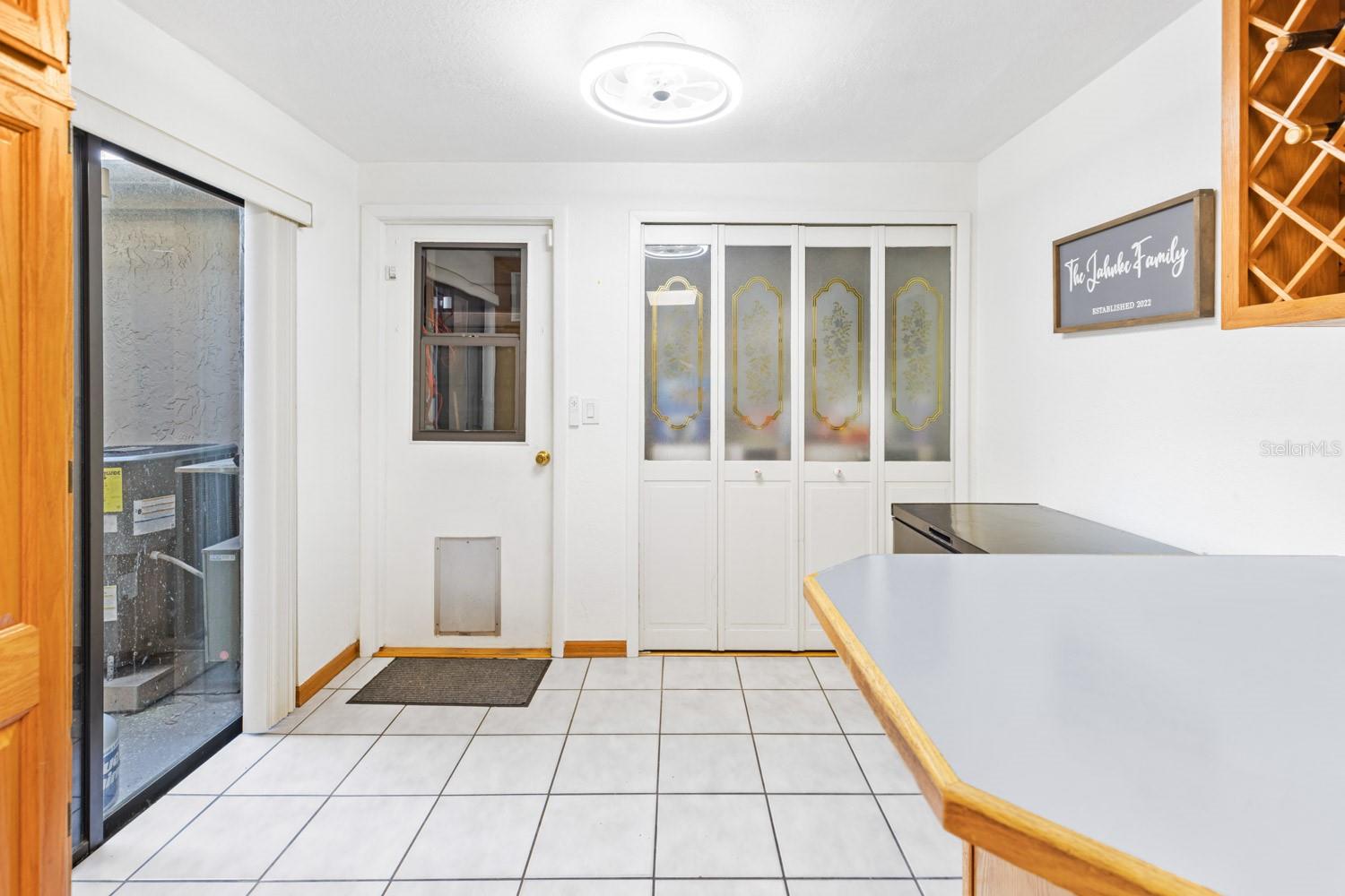 LAKE OF THE WOODS SEC 05 TWNHS - Residential