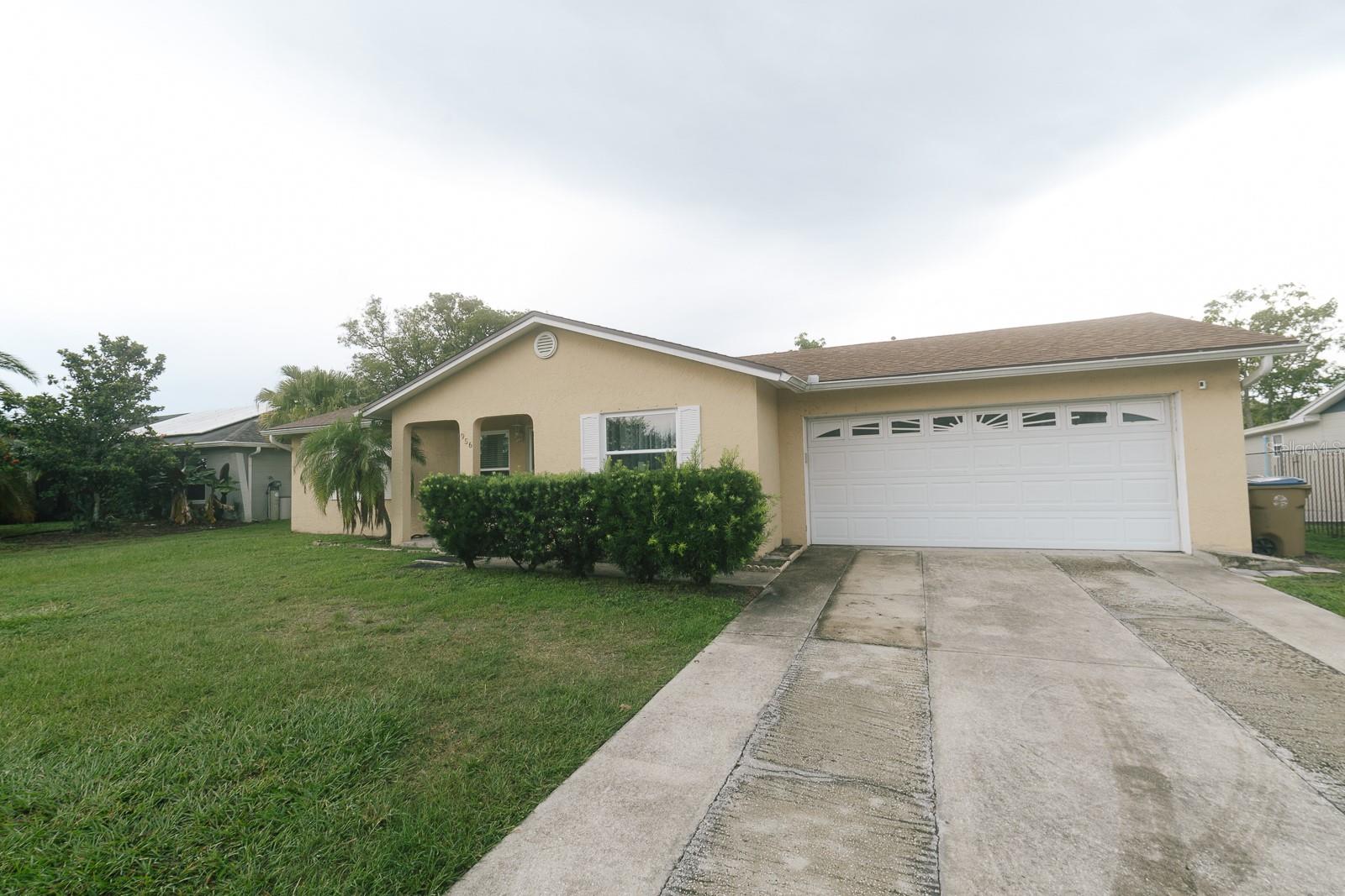 956 FLORIDA PARKWAY
