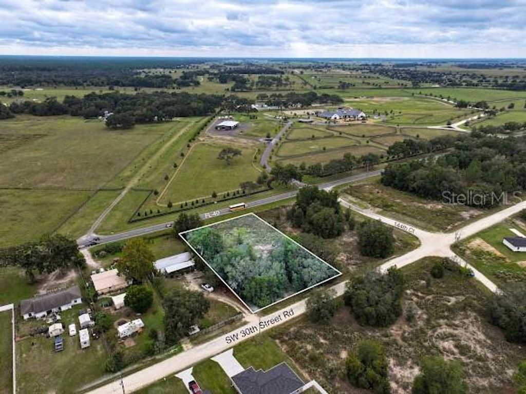 Photo of W Highway 40, Dunnellon, FL 34432 (MLS # A4670553)