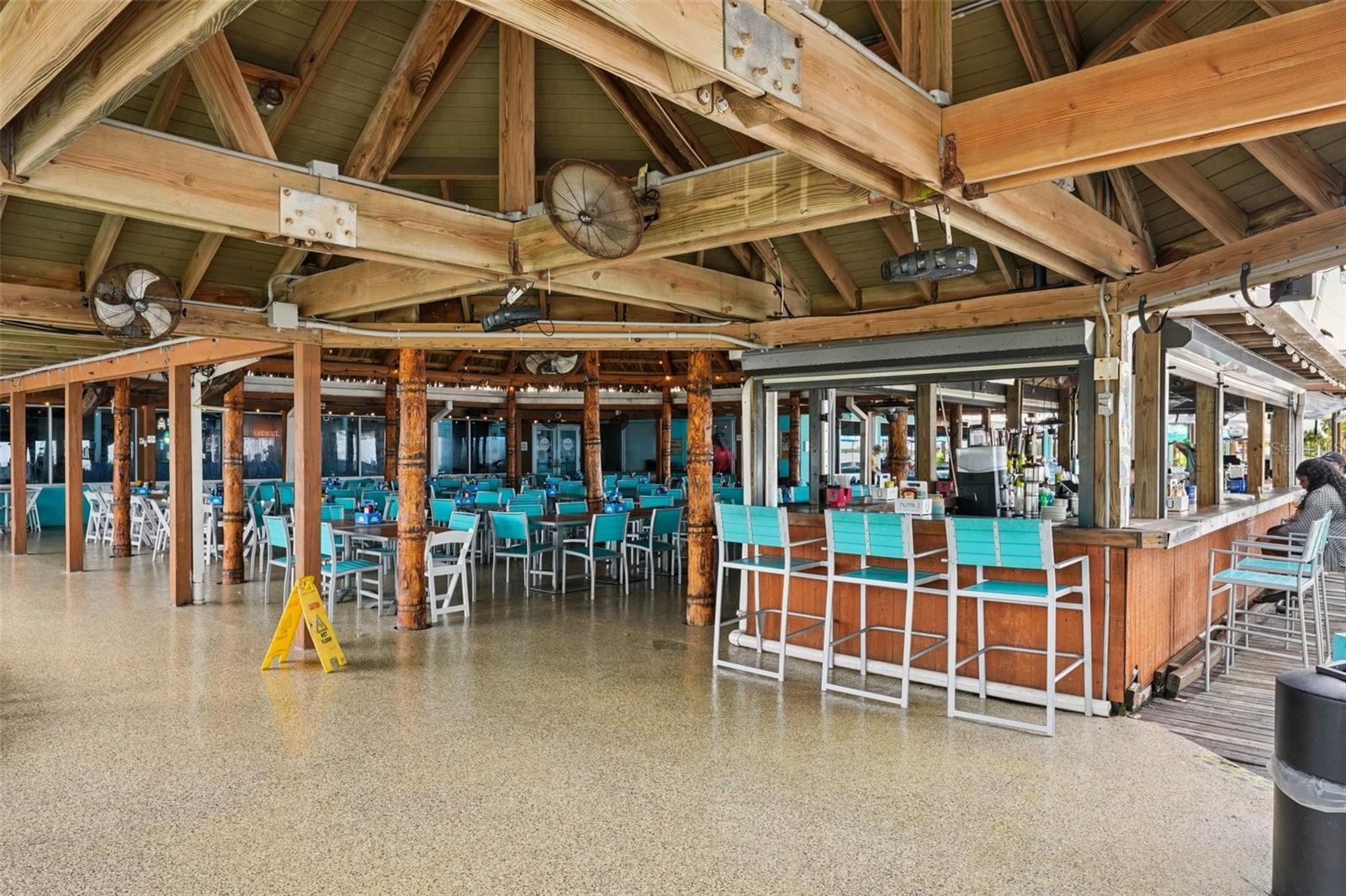 ISLAND RESORT AT MARINERS CLUB - Residential