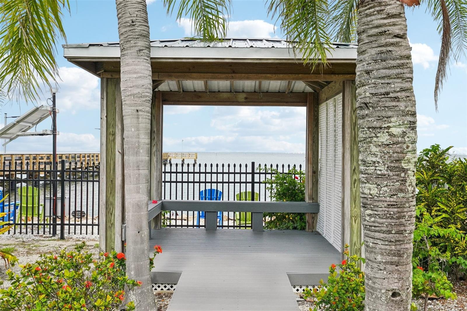 ISLAND RESORT AT MARINERS CLUB - Residential