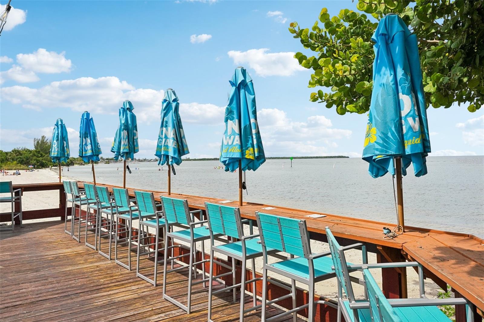 ISLAND RESORT AT MARINERS CLUB - Residential