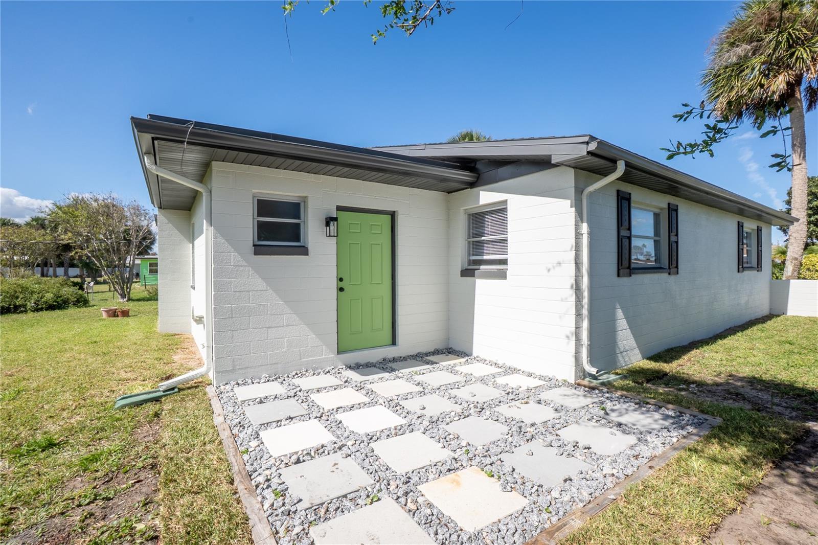 ORMOND BEACH ESTATES - Residential