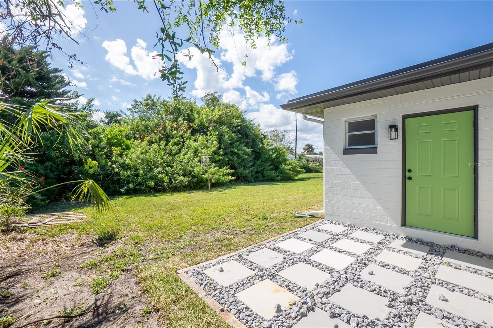 ORMOND BEACH ESTATES - Residential