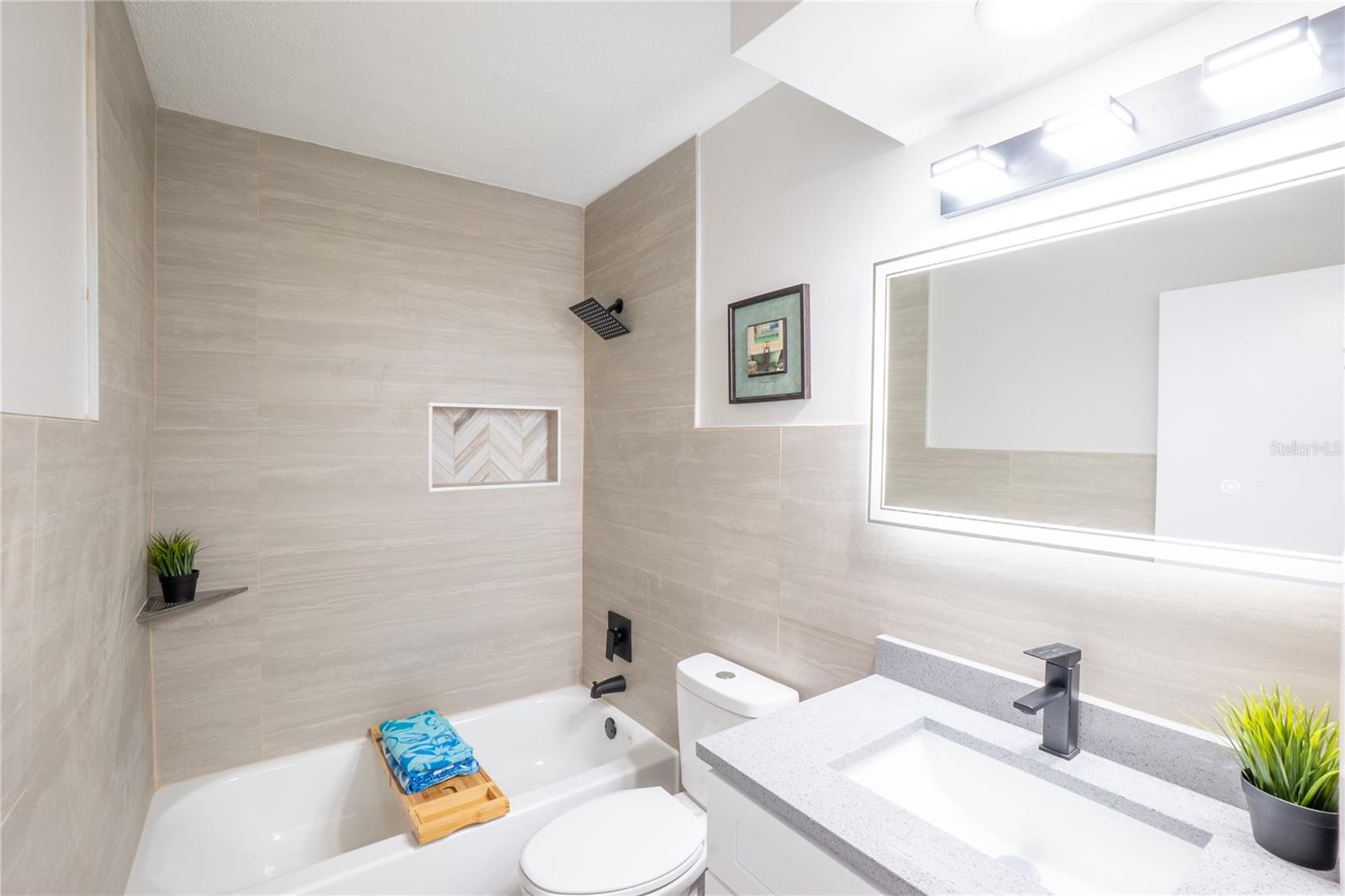 ORMOND BEACH ESTATES - Residential