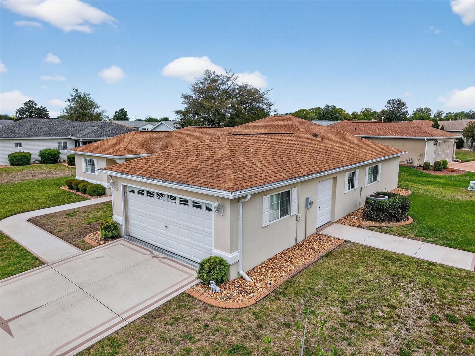 SPRUCE CREEK GOLF AND COUNRTY CLUB CANDLESTONE - Residential