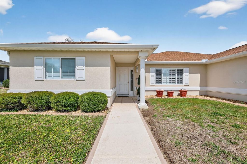 Photo of 14023 SE 86th Circle, Summerfield, FL 34491 (MLS # OM721990)