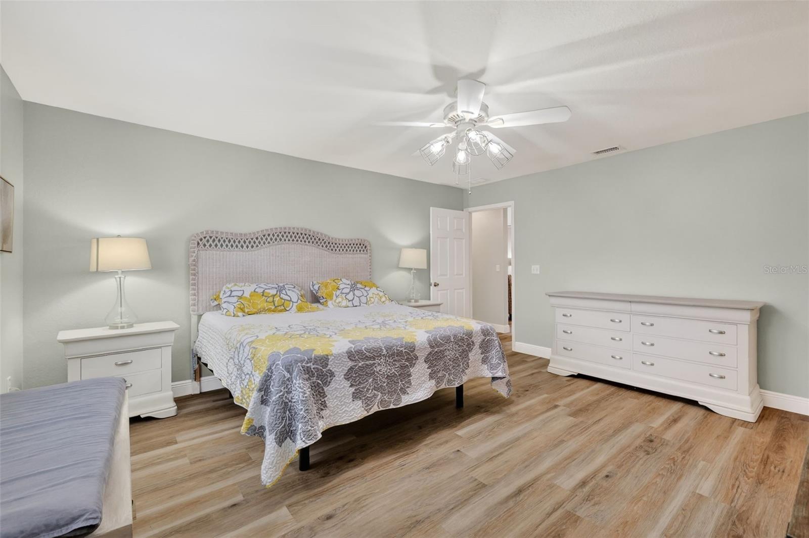 SPRUCE CREEK GOLF AND COUNRTY CLUB CANDLESTONE - Residential