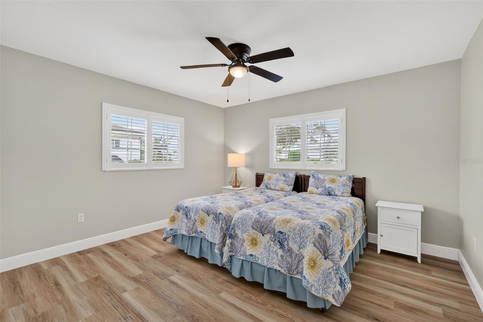 SPRUCE CREEK GOLF AND COUNRTY CLUB CANDLESTONE - Residential