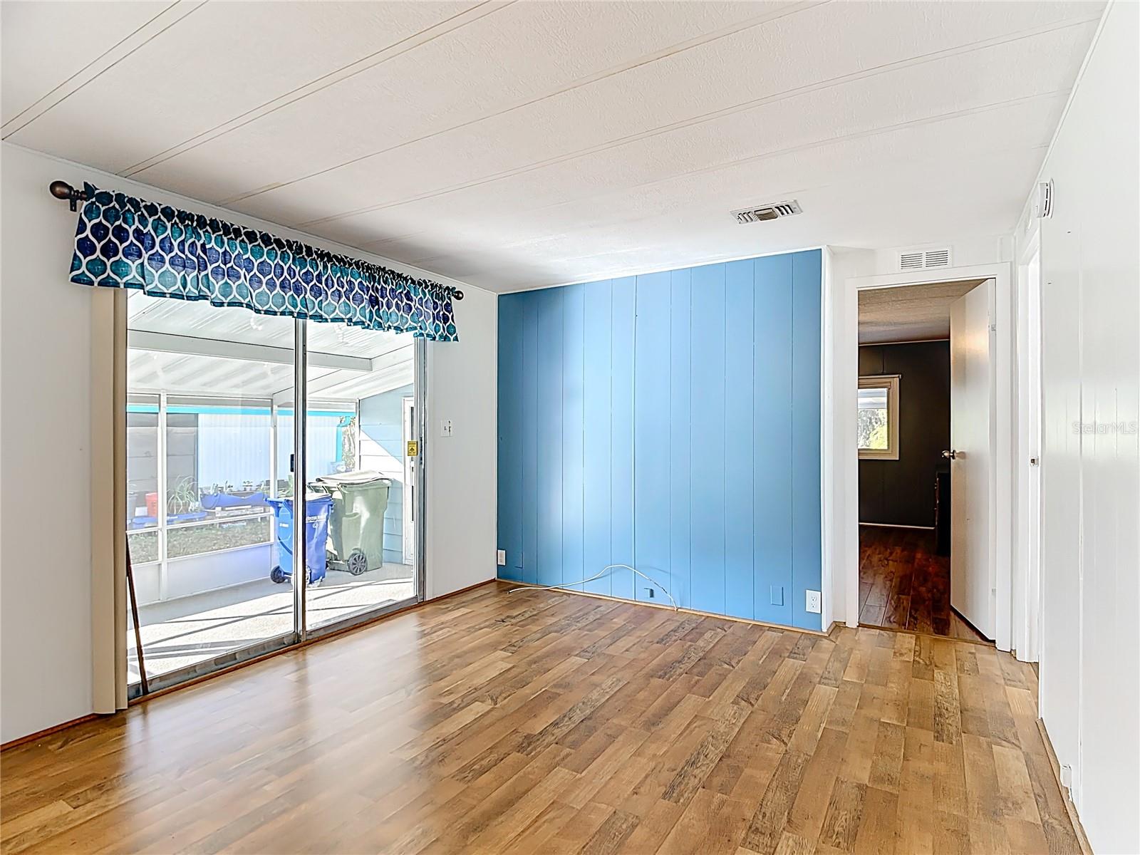 BROOKHAVEN VILLAGE - Residential