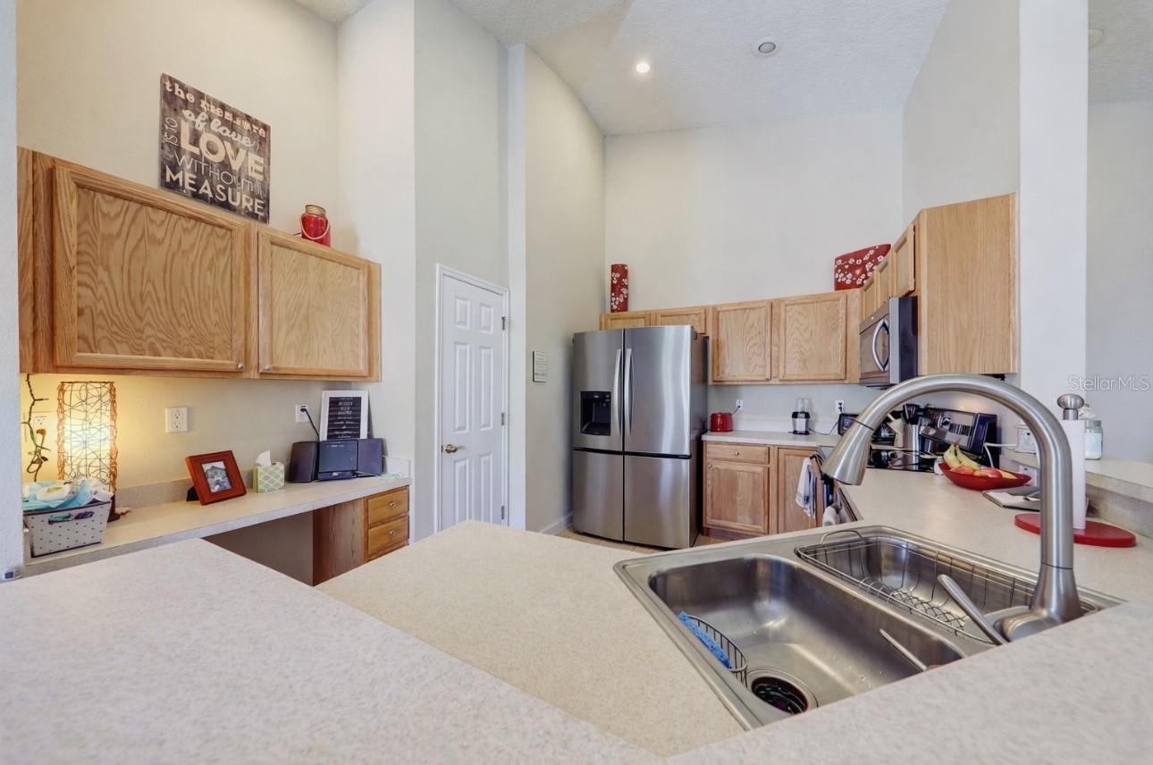 BAY BREEZE COVE - Residential