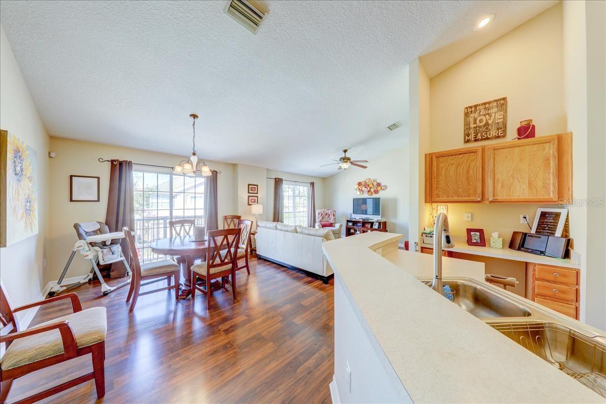 BAY BREEZE COVE - Residential