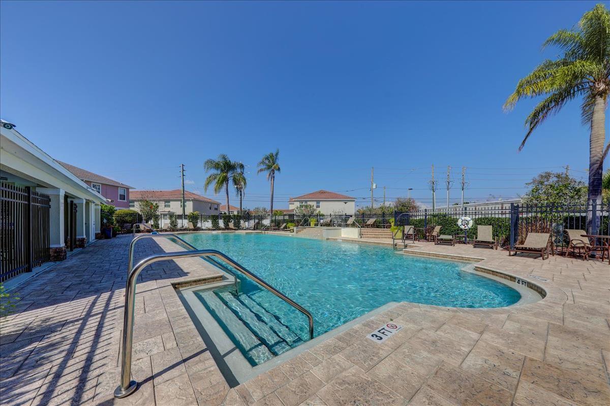 BAY BREEZE COVE - Residential