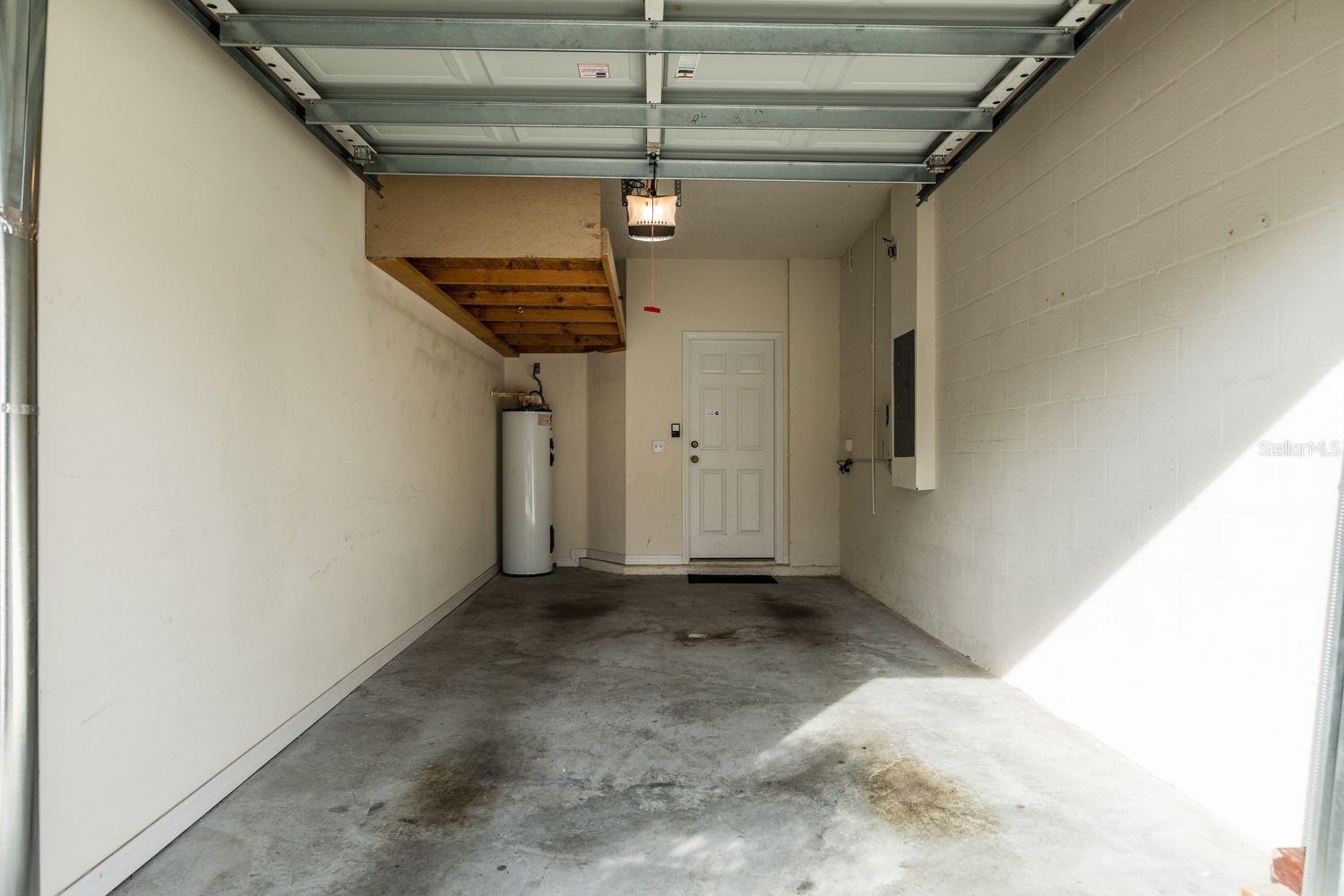 BAY BREEZE COVE - Residential