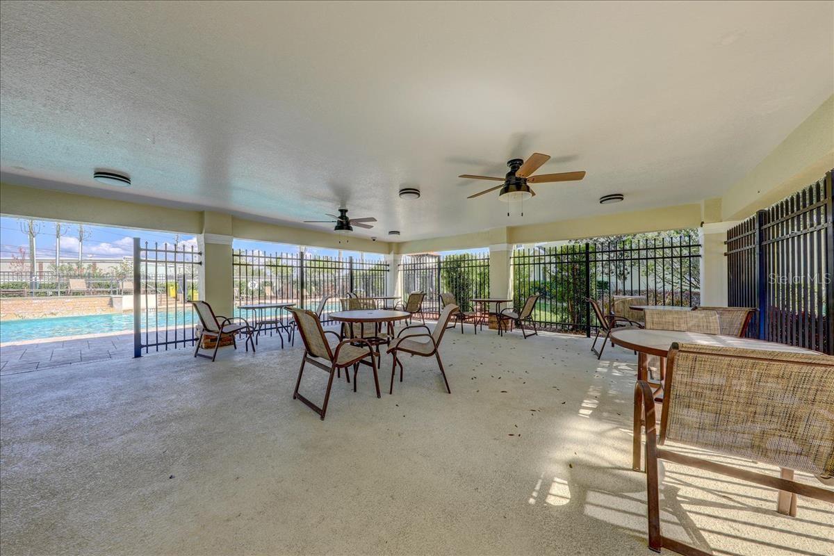 BAY BREEZE COVE - Residential