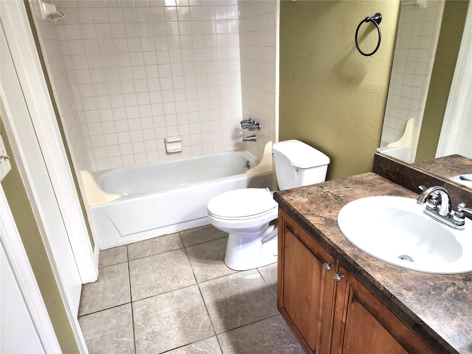 GEORGETOWNE LAKE CONDO - Residential Lease