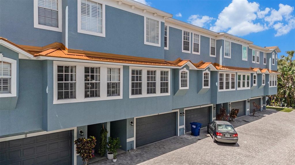 Photo of 3111 W De Leon Street #10, Tampa, FL 33609 (MLS # TB8421767)