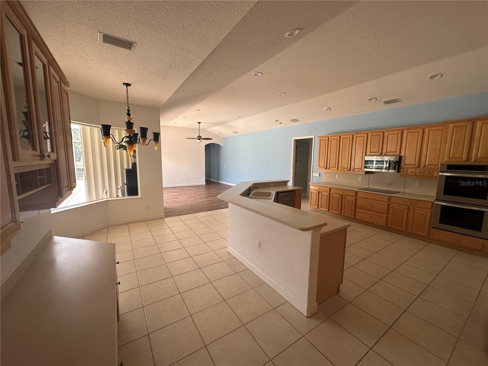 PRESERVE AT MISTY CREEK - Residential Lease